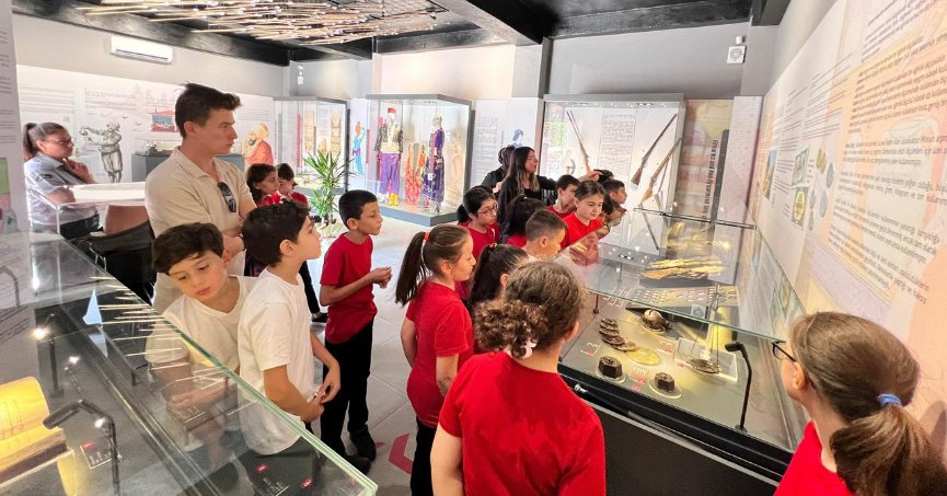 KARTEPELİ MİNİKLER OSMANLI MÜZESİNİ ÇOK SEVDİ