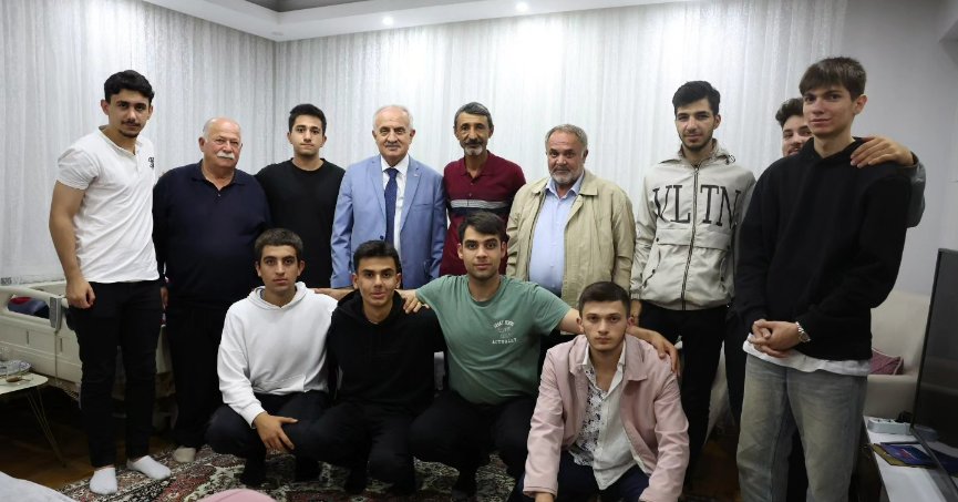 “Gençlerimiz İçin Var Gücümüzle Çalışmaya Devam Edeceğiz”