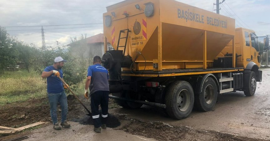 Başiskele’de Yollara Bakım ve Onarım