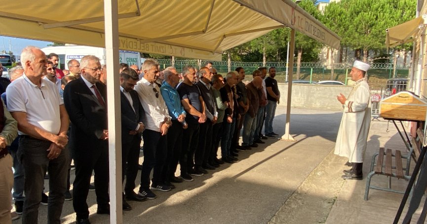 City's Nişantaşı AVM'den düşen genç son yolculuğuna uğurlandı