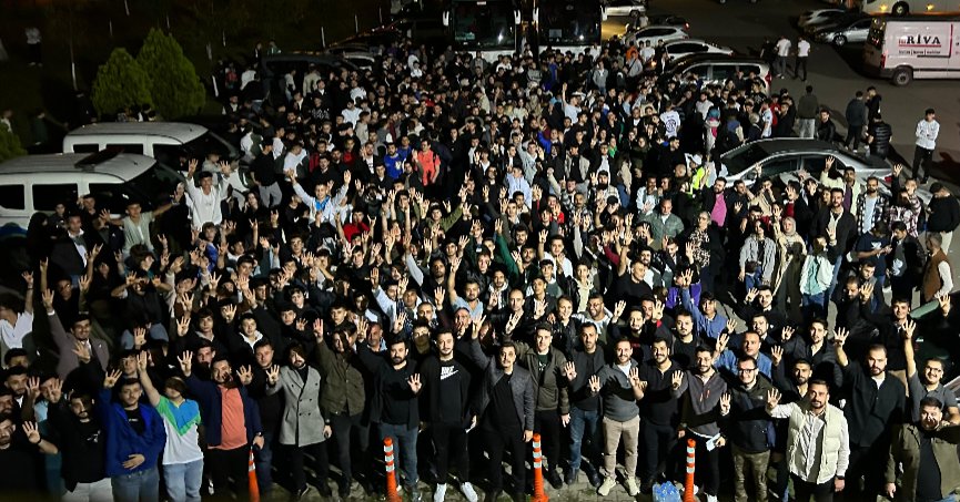 AK Gençler 2000 Kişiyle Ankara Yolcusu