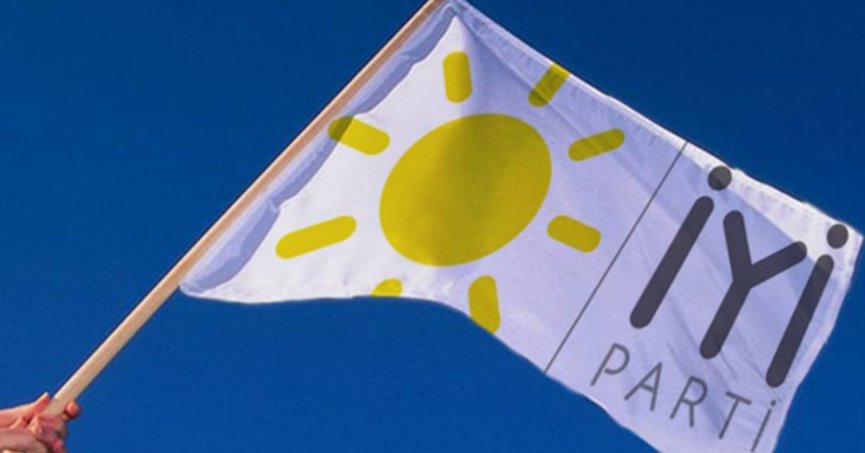 İYİ PARTİ'DE İSTİFALAR DEVAM EDİYOR!