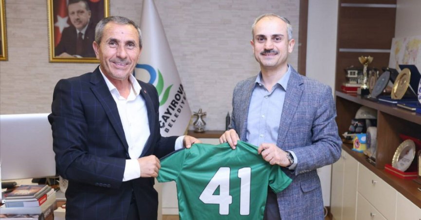 Spor kulüplerinden Çiftçi’ye ziyaret