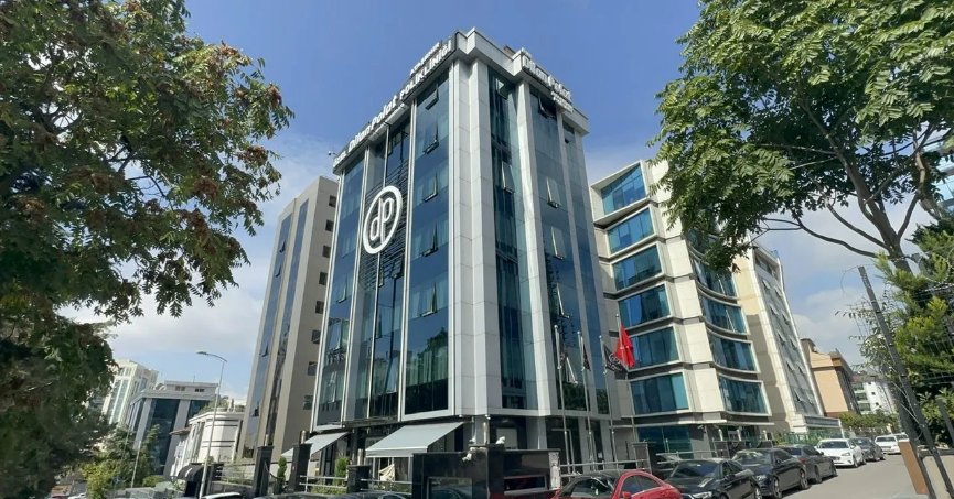 Dilan Polat'ın güzellik merkezine silahlı saldırı