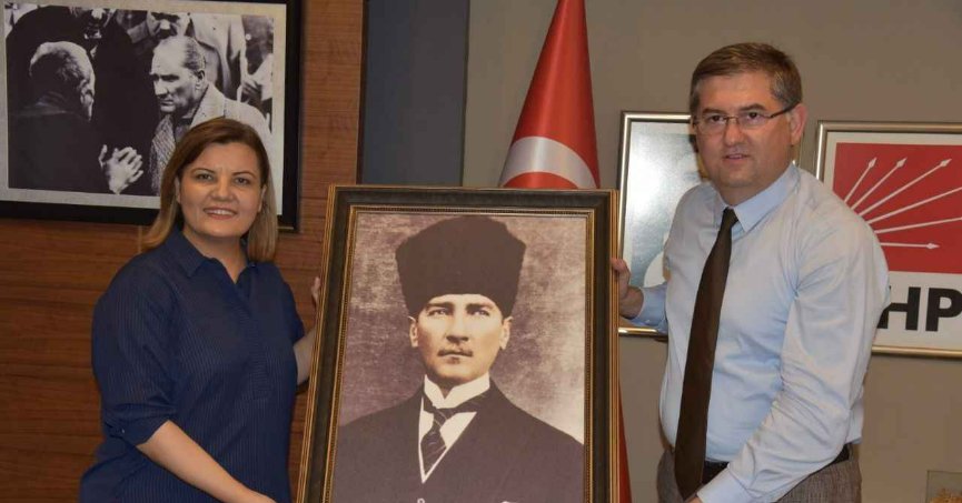 HÜRRİYET’E ZEHİR ZEMBEREK SÖZLER EDEN YILDIZLI’YA TEPKİLER BÜYÜYOR!