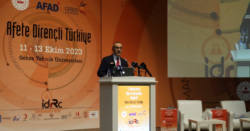 17 Ağustos'u yaşayan Kocaeli'de tüm binalar testten geçiriliyor