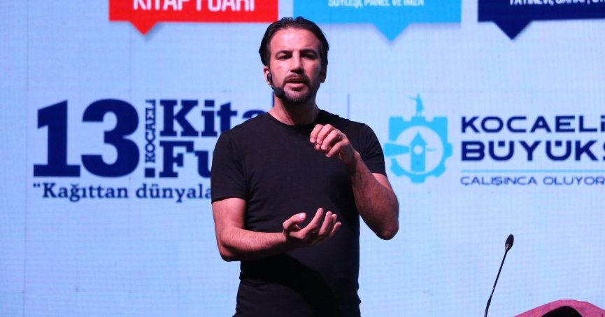 “Kurtarıcı mıyız kurban mı?”