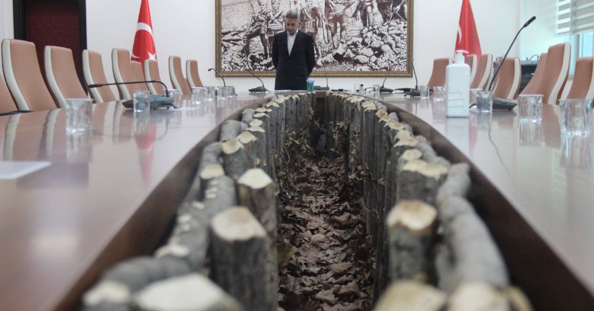 Savaş cephesi değil toplantı salonu