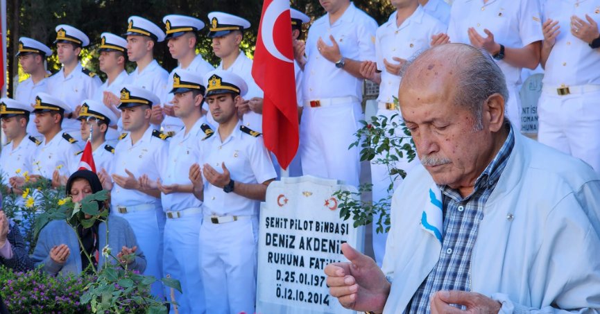 Şehit Deniz Akdeniz dualarla anıldı