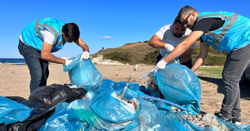 Uzunkum’da 315 kg ve 1642 parça atık toplandı   