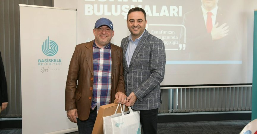 Başkan Özlü, Berber Esnafıyla Bir Araya Geldi