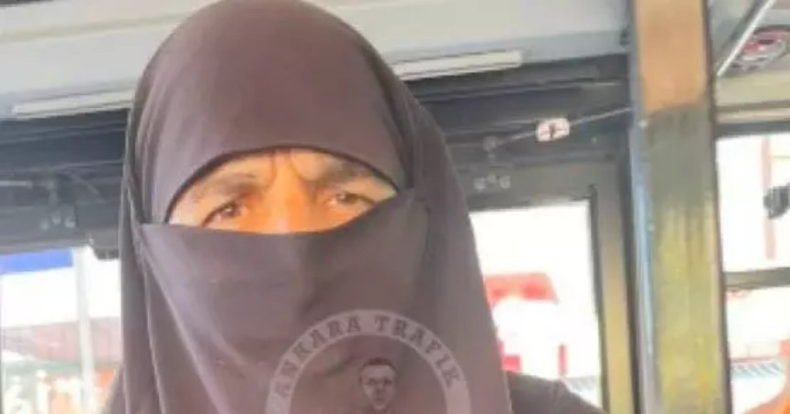 Kadın kılığına girip annesinin otobüs kartını kullandı
