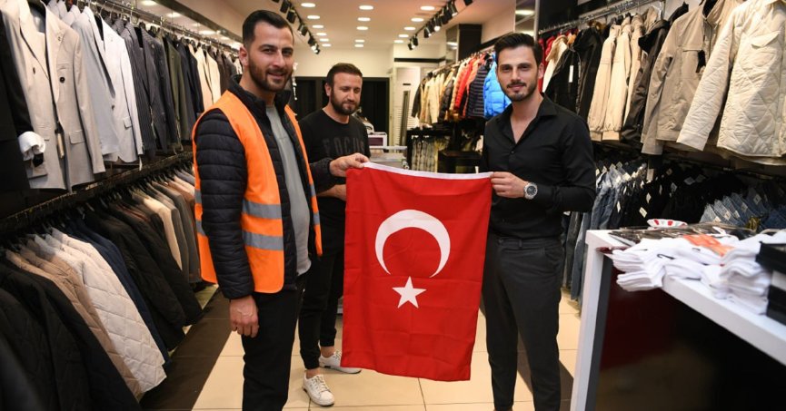 Çayırova kırmızı beyaza bürünecek