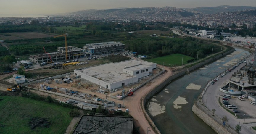 Gıda Üretim Tesisinde hummalı çalışma