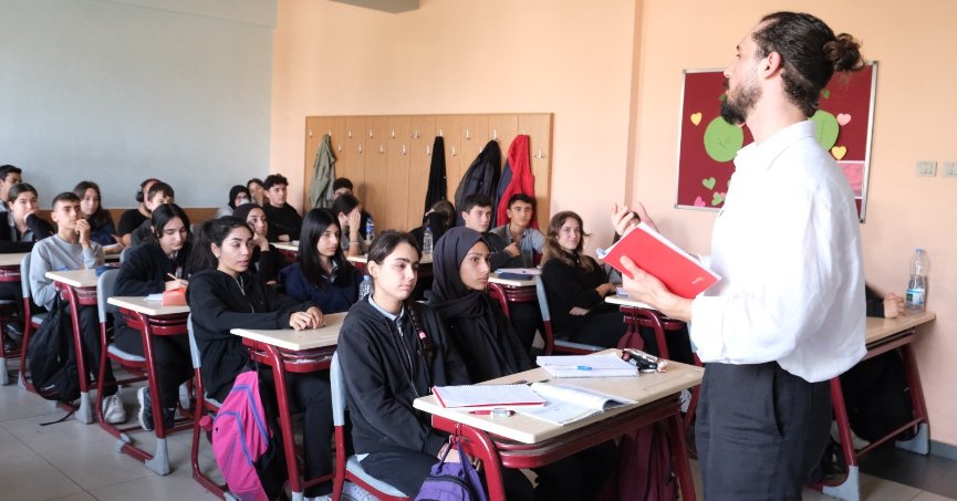 Sezai Karakoç repliklerle tanıtıldı