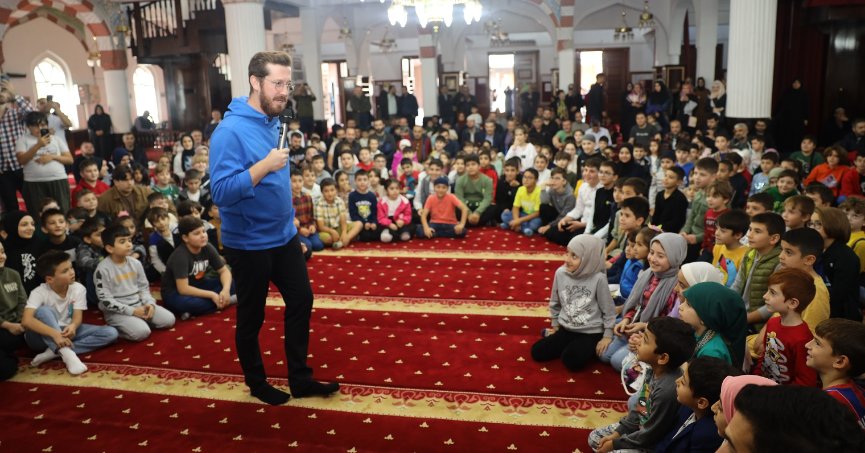 Körfezli çocuklar Sertaç Abi’leri ile buluştu