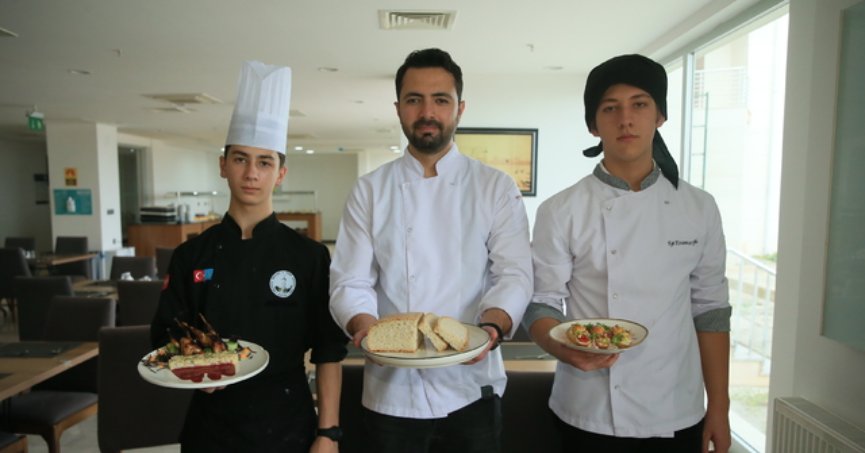 ULUSLAR ARASI YEMEK YARIŞMASI 