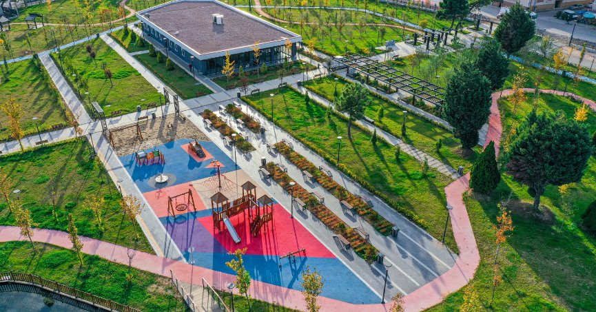 Büyükşehir’den Derince Millet Bahçesi’ne kıraathane