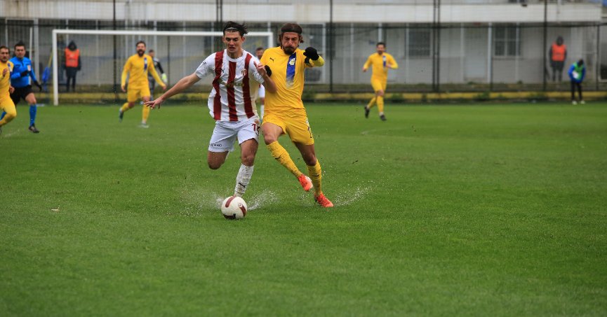 TFF 2. Lig: Belediye Derincespor: 2 - İnegölspor: 1