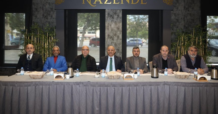 Körfez'de amatör spor kulüplerine 1,5 milyon TL'lik destek