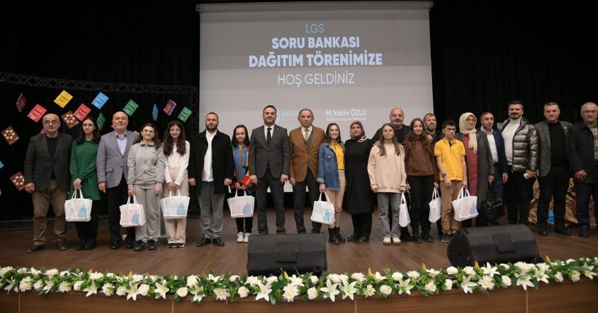 Başiskele’de LGS’ye Hazırlanan Öğrencilere Destek