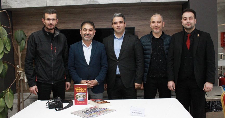 ERANIL, KTO’DA KİTAPLARINI İMZALADI