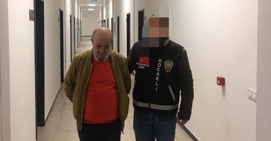 İnfaz kurumuna yasak eşya sokma suçundan hapis cezasıyla aranan sanık yakalandı