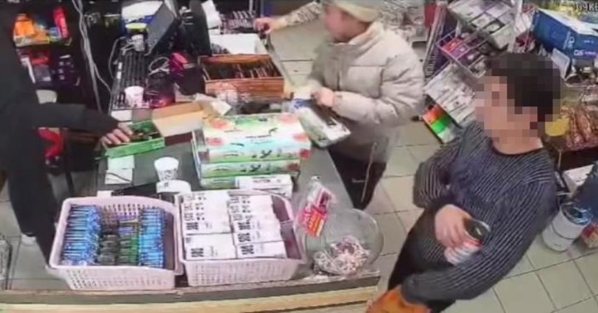 Vicdansızlığın bu kadarı: SMA hastası çocuğun kumbarasını çaldılar