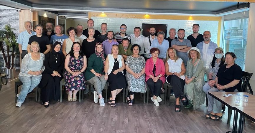 Okurları Yağışa Aldırmadan Akın Etti!