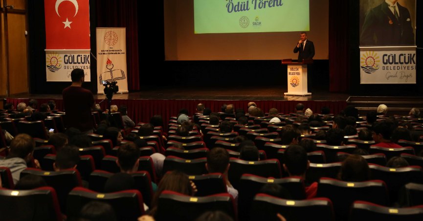 MEHMET AKİF ERSOY'A ÖĞRENCİLERDEN DUYGU DOLU MEKTUPLAR 