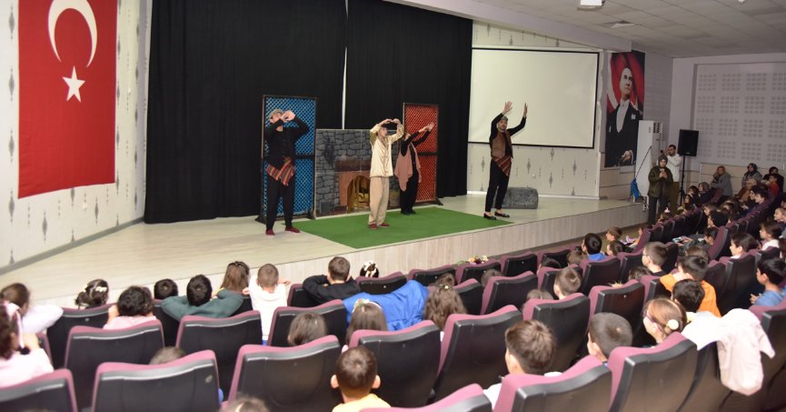 Minikler buğdayın yolculuğuna tanık oldu