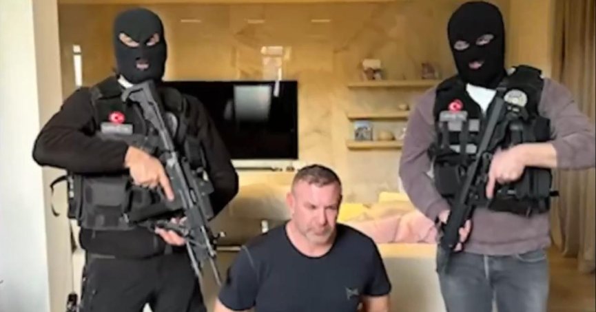 Kırmızı bültenle aranan organize suç örgütü elebaşı Eric Schroeder İstanbul’da yakalandı