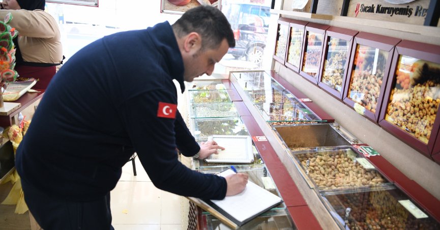 Çayırova zabıtasından yılbaşı denetimi