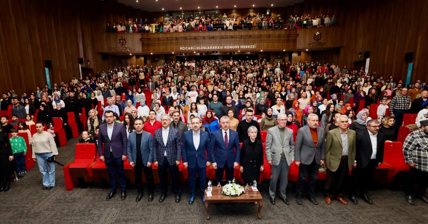 “Akif’e olan borcumuzu ancak Asım’ın Neslini anlayarak ödeyebiliriz”