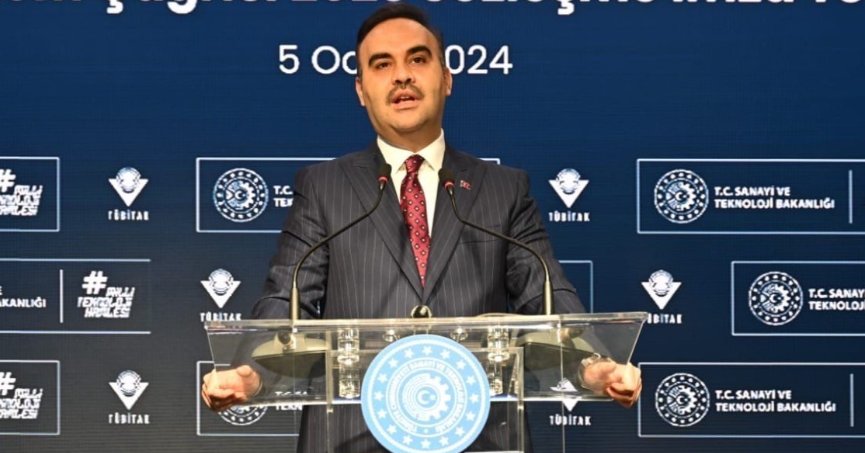 Bakan Kacır’dan, ilk Türk uzay yolcusu ile ilgili açıklama