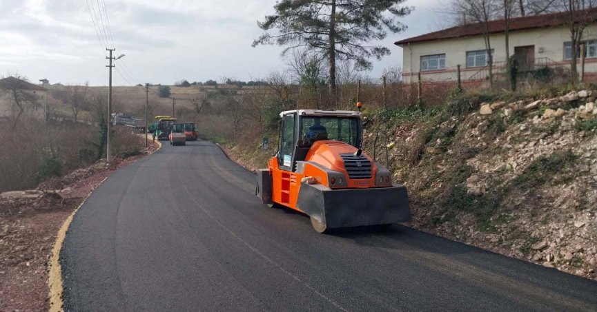 Akçaova Kubuzcu-Ağacıl arasına asfalt