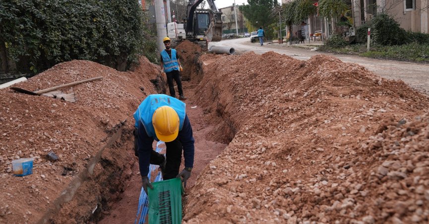 KÖRFEZ KARAYAKUPLU MAHALLESİ’NE YENİ İÇME SUYU VE KANAL HATTI