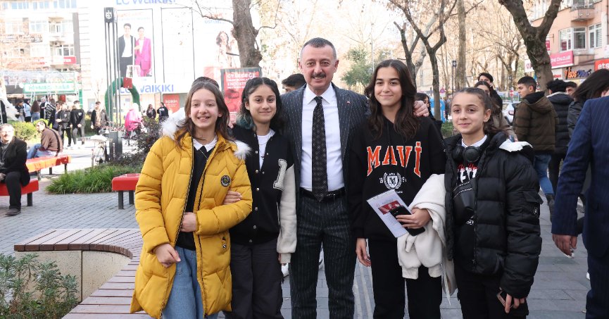 Başkan Büyükakın’dan öğrencilere karne mesajı