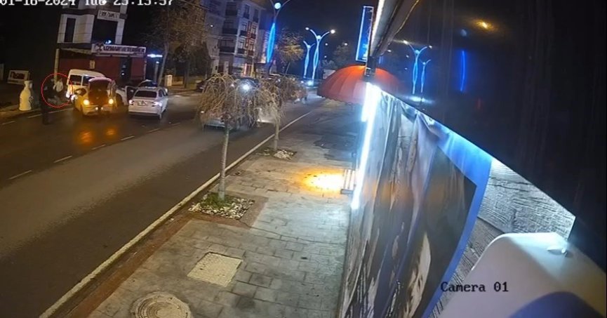 Film gibi uyuşturucu operasyonu, jandarmadan kaçarken kaza yaptılar