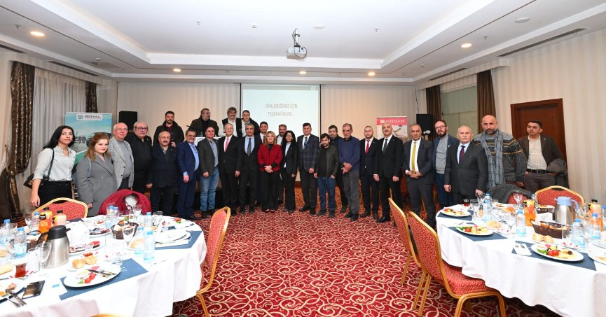 Rektör Cantürk, iş insanları ile bir araya geldi   