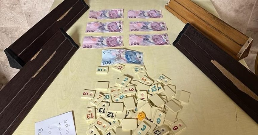 İş yerinde kumar oynatanlara baskın