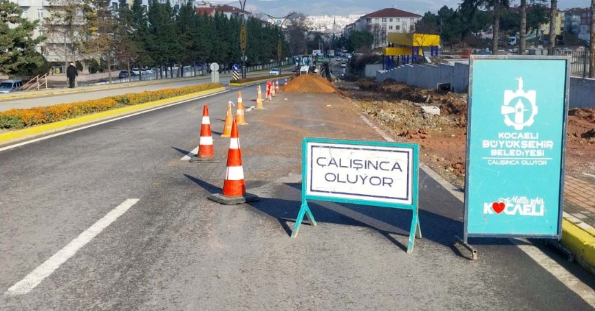 Gölcük Devlet Hastanesi’ne yeni kavşak