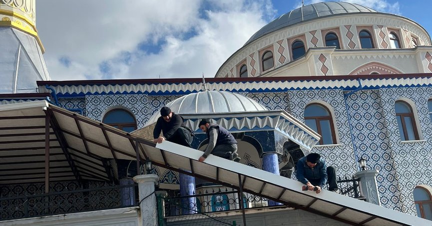 İbadethanelerin eksiklikleri gideriliyor