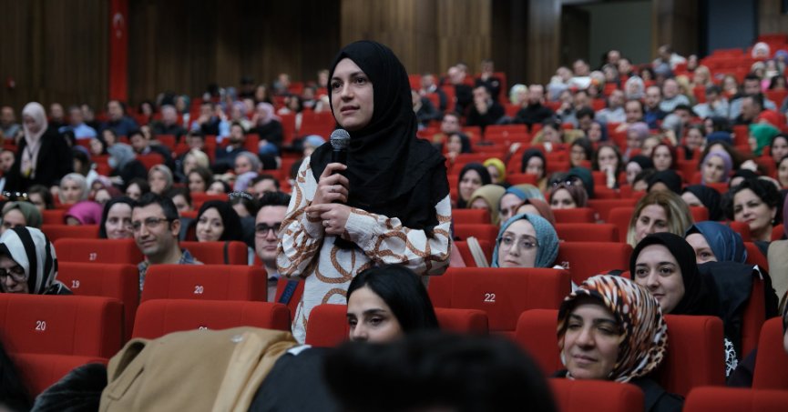 Çocuklarımızın ve gençlerimizin geleceğine ışık tutacak bir adım