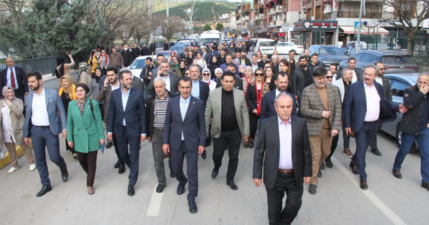 Derince’de Cumhur İttifakı’ndan gövde gösterisi