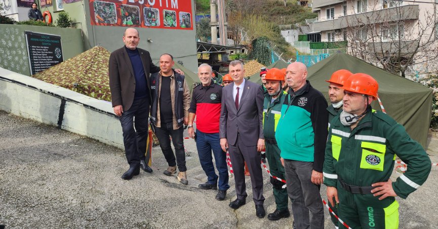 GÖLCÜK’TE ARAMA KURTARMA EKİPLERİ GÖREVE HER DAİM HAZIR