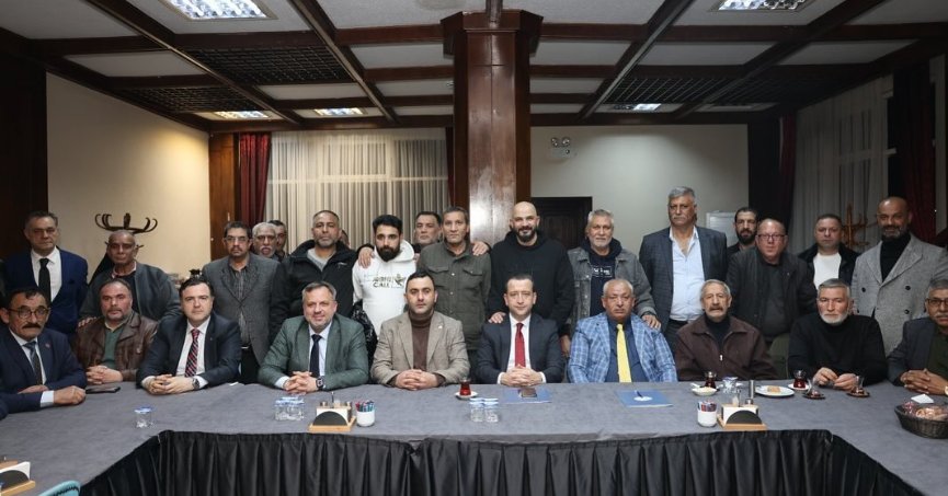 Tutuş, Roman kanaat önderleriyle buluştu