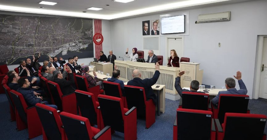 Derince’de Dönemin Son Meclis Toplantısı Yapıldı