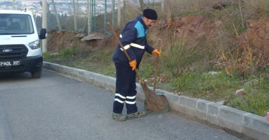 Derince’de Yollar Tertemiz