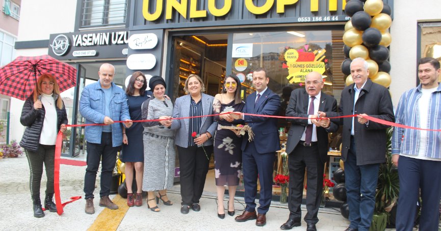 ÜNLÜ OPTİK DÜZENLENEN TÖRENLE HİZMETE AÇILDI